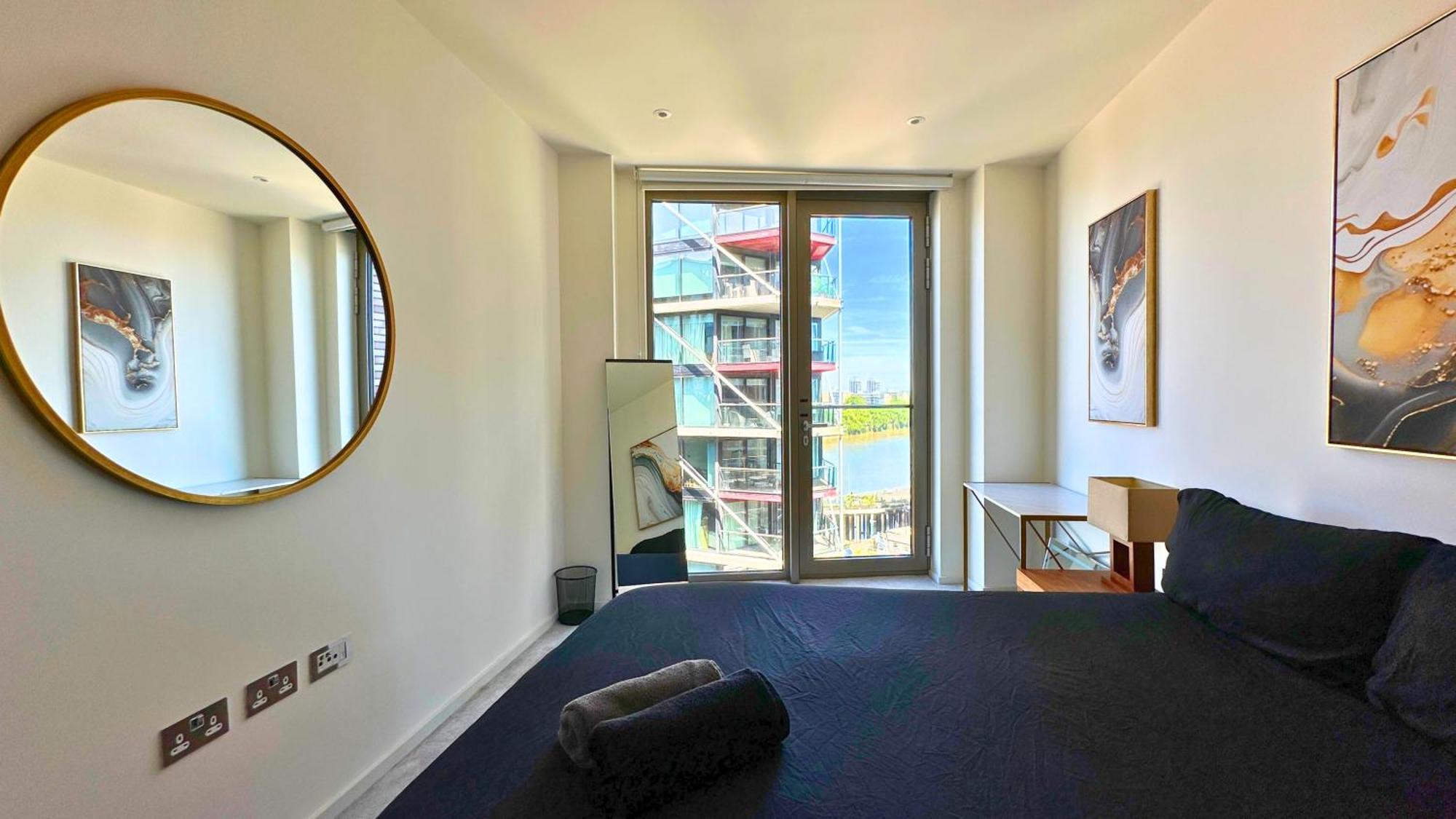 Lavish Penthouse River View Fast Wifi - Luxurylondonstays 외부 사진