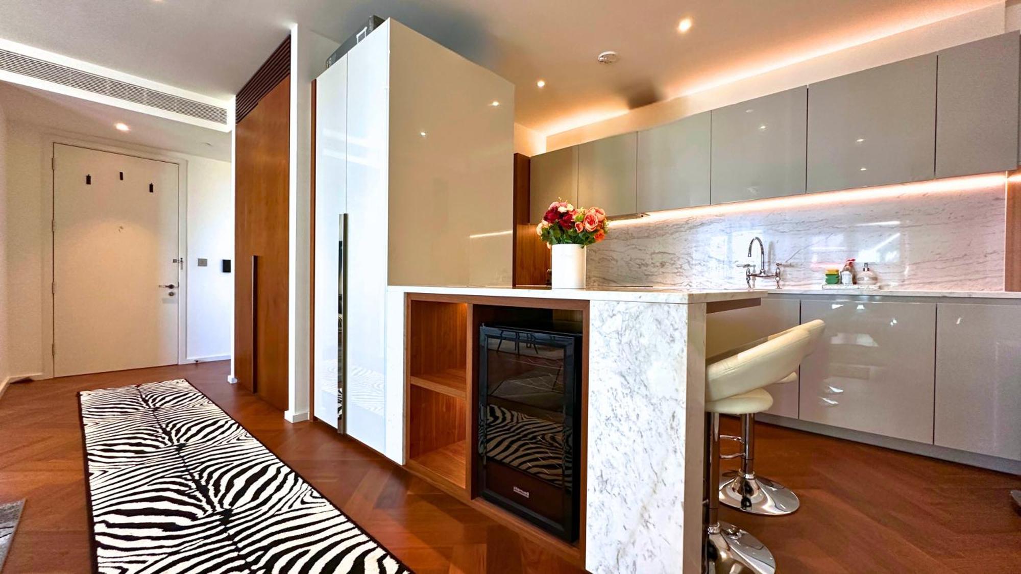 Lavish Penthouse River View Fast Wifi - Luxurylondonstays 외부 사진